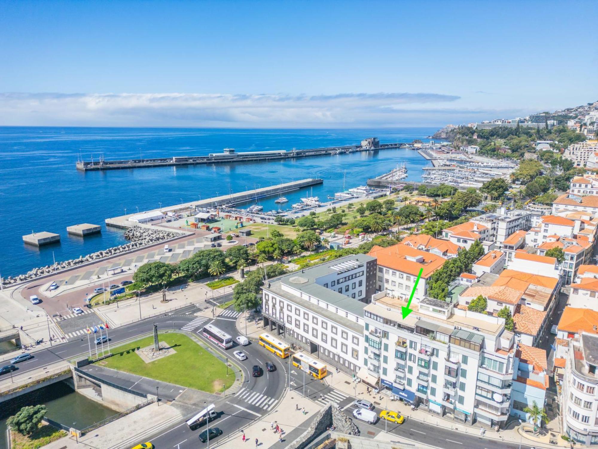Super Central - Cork Funchal  Bagian luar foto