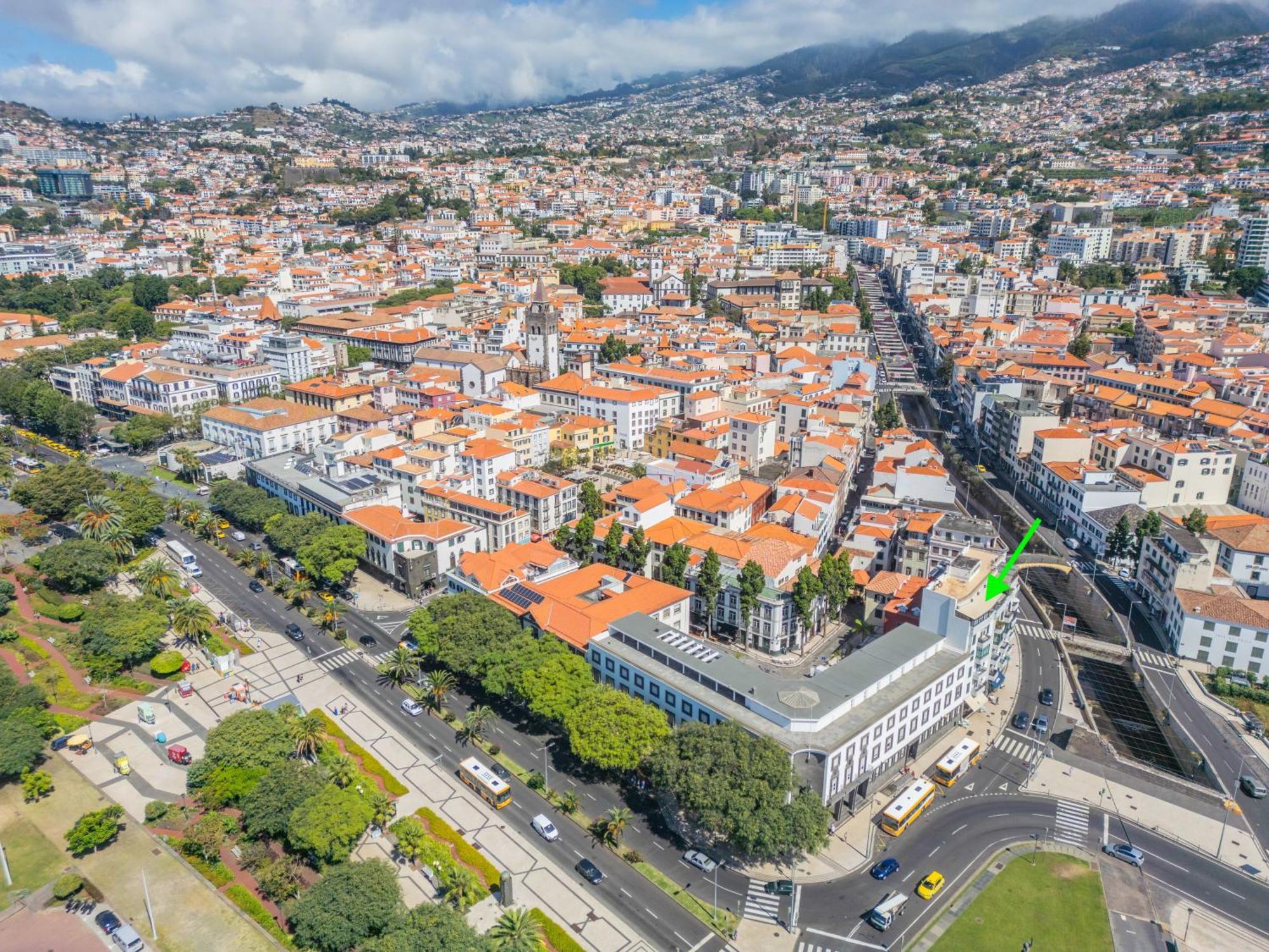 Super Central - Cork Funchal  Bagian luar foto
