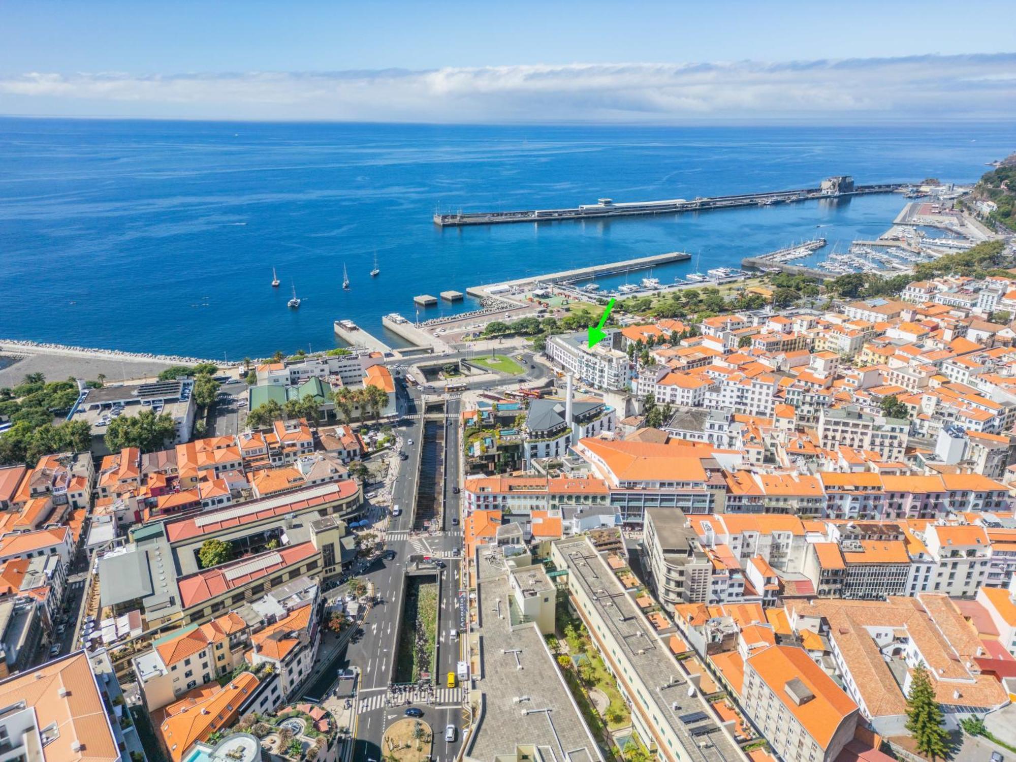 Super Central - Cork Funchal  Bagian luar foto